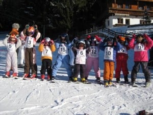 Group picture of skiers